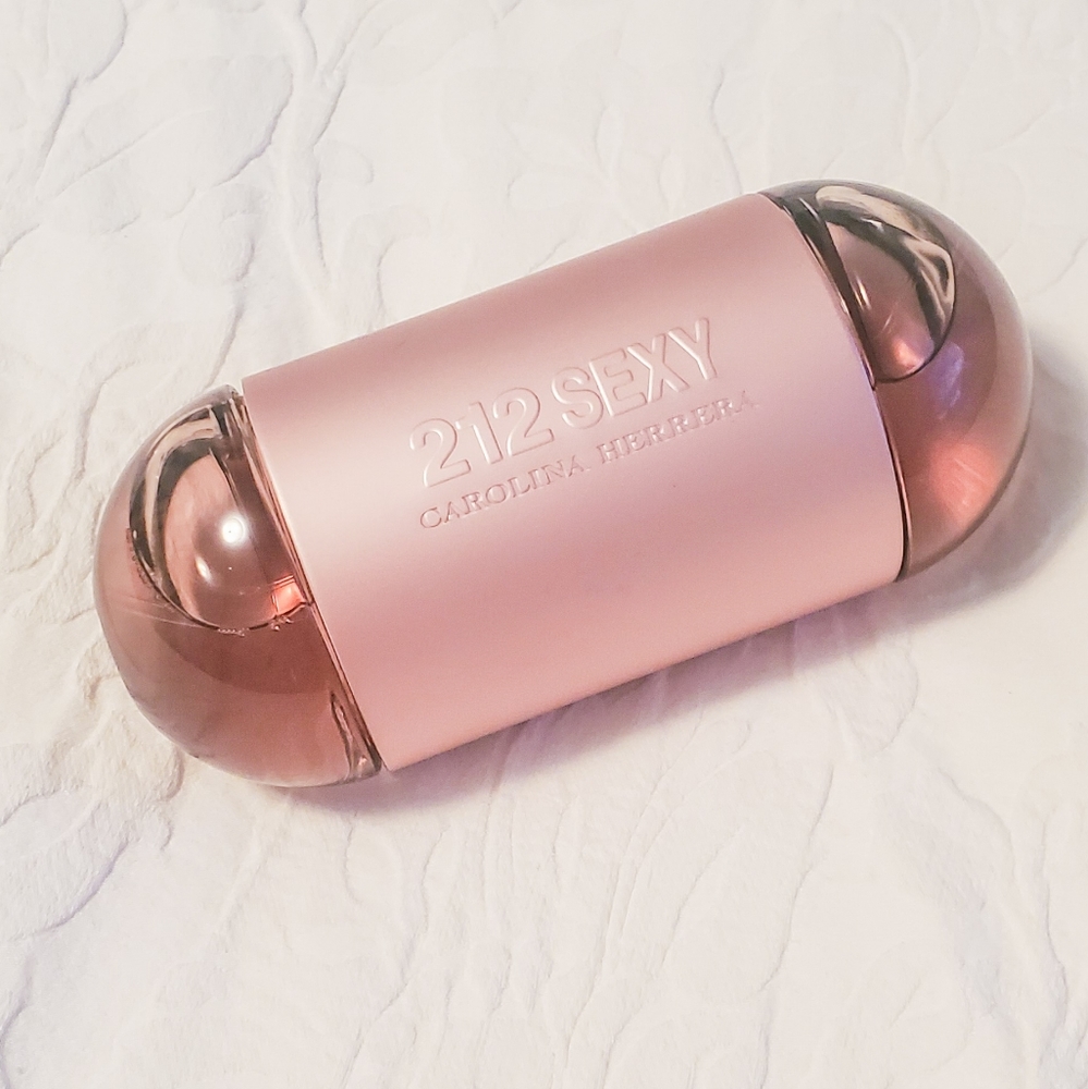 Carolina Herrera 212 Sexy Eau de Parfum